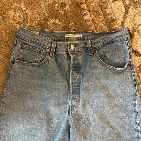 Levi’s ribcage straight jeans, sz 32 - Picture 2 of 4